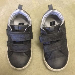 Carter’s size 8 toddler boy shoes